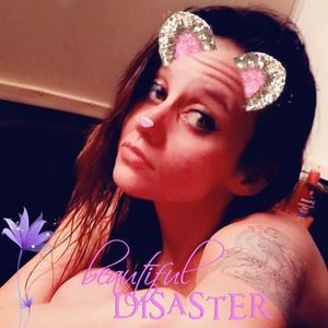 Meet your Posher, Stefanie lynne